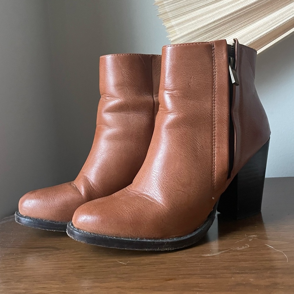 Women’s Brown Leather Heeled Boots